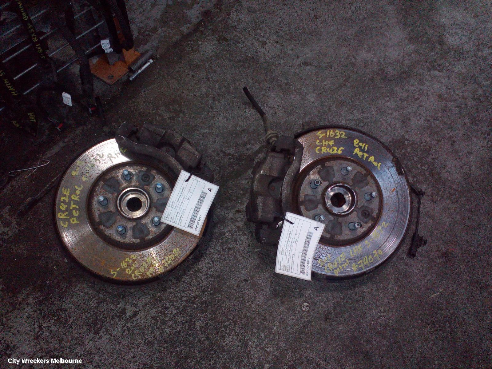 HOLDEN CRUZE LEFT FRONT HUB ASSEMBLY, JH, 1.4, PETROL, 105PCD, 03/2011 - 01/2017 - Image 2