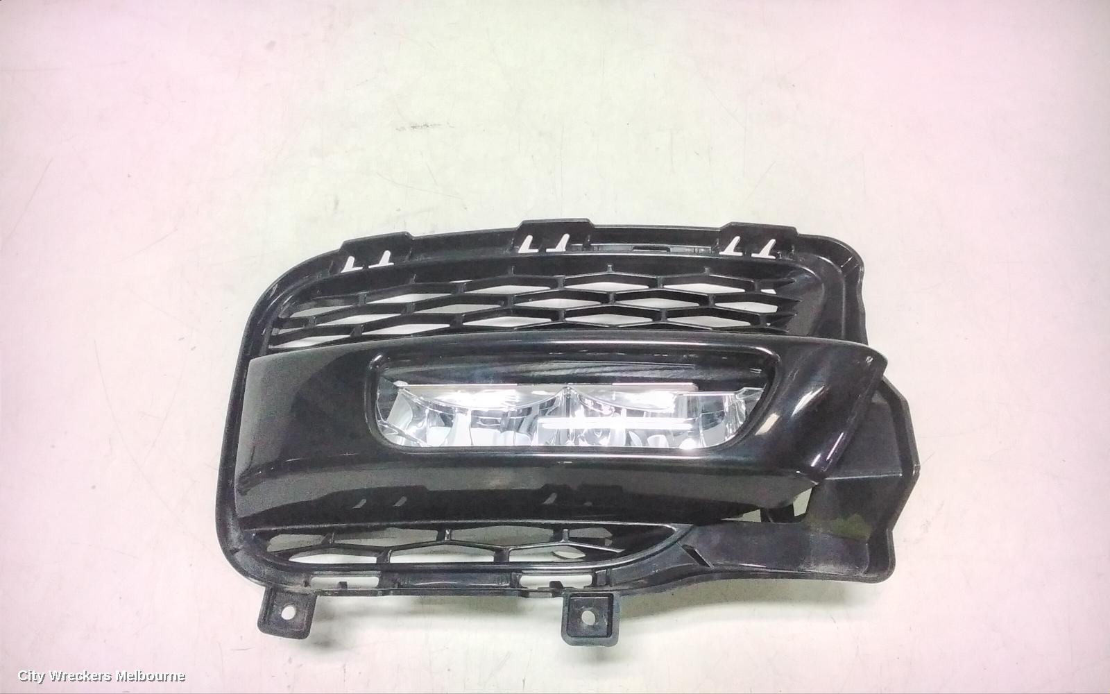 LAND ROVER RANGEROVER SPORT RIGHT INDICATOR/FOG/SIDE, BUMPER FOGLAMP, L494, 06/2013 - 10/2017 - Image 1