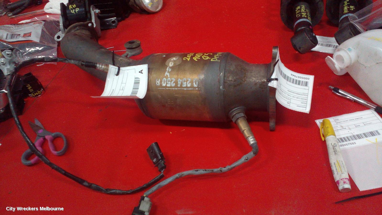 AUDI Q5 CATALYTIC CONVERTER, UNDER CAR-CAT TYPE, 2.0, PETROL, CDNB/CDNC CODE, 8R, 03/2009 - 10/2012 - Image 1