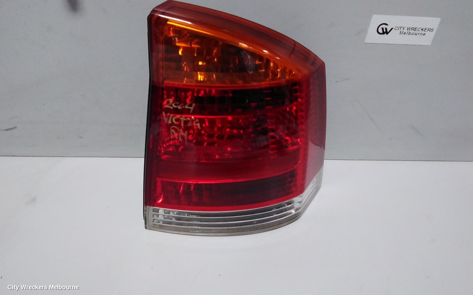 HOLDEN VECTRA RIGHT TAILLIGHT, ZC, TOP LENSE ORANGE TYPE, 03/2003 - 12/2006 - Image 2
