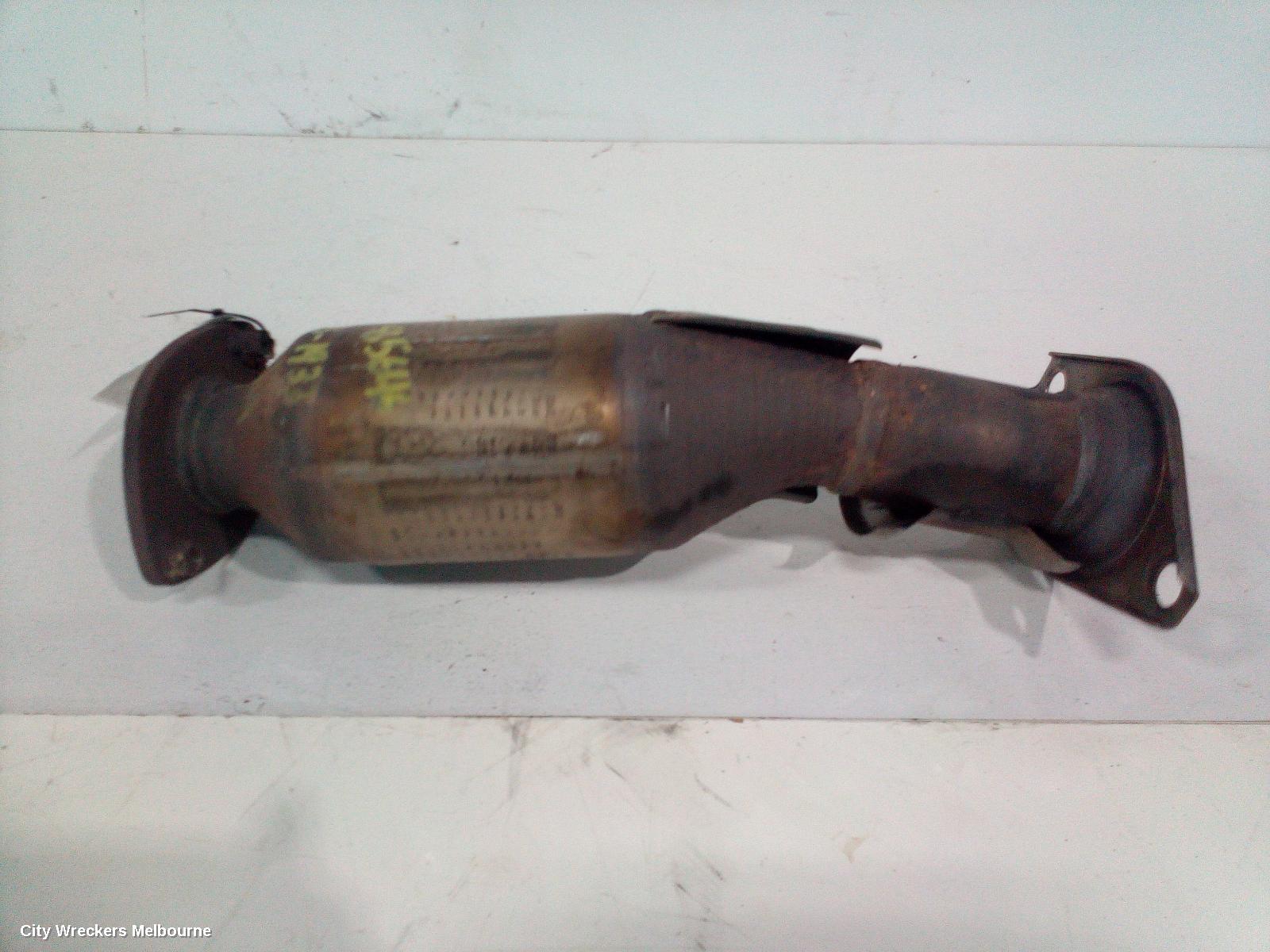 TOYOTA RAV4 CATALYTIC CONVERTER, BOLT ON CAT TYPE (TO MANIFOLD), 2.0, PETROL, ZSA42R, 12/2012 - 11/2018 - Image 1