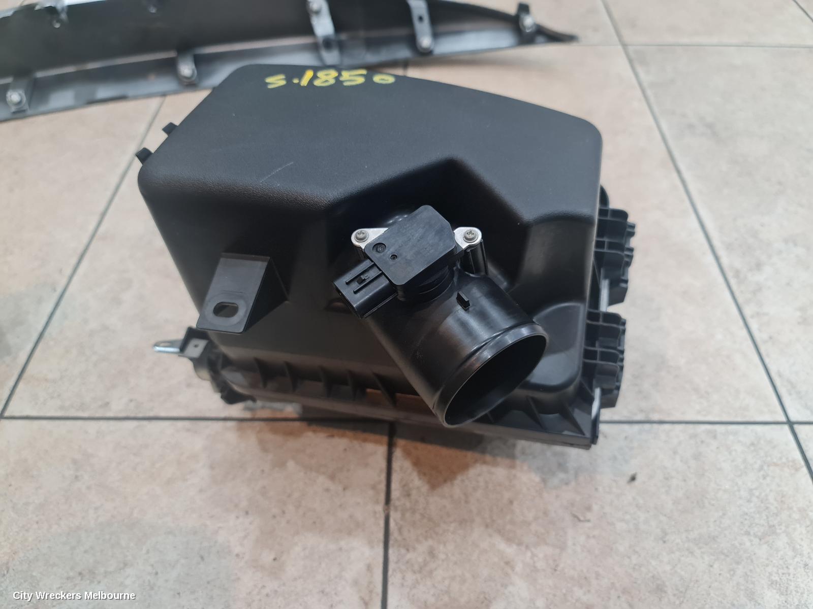 TOYOTA COROLLA AIR CLEANER/BOX, AIR CLEANER, ZRE182R, HATCH, 10/2012 - 06/2018 - Image 3