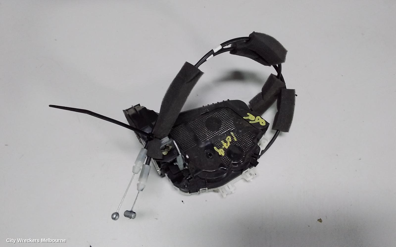 HONDA CRV DOOR/BOOT/GATE LOCK, RIGHT REAR DOOR LOCK, RW, 05/2017 ONWARDS - Image 1