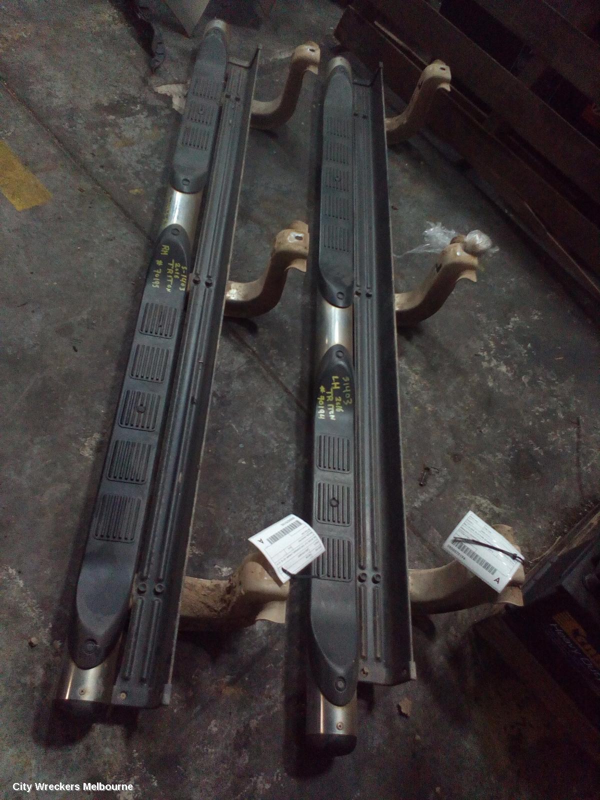 MITSUBISHI TRITON SIDE STEP/SKIRT, MQ, RH SIDE, FLAT TYPE (STANDARD), CHROME, 04/2015 - 10/2018 - Image 2