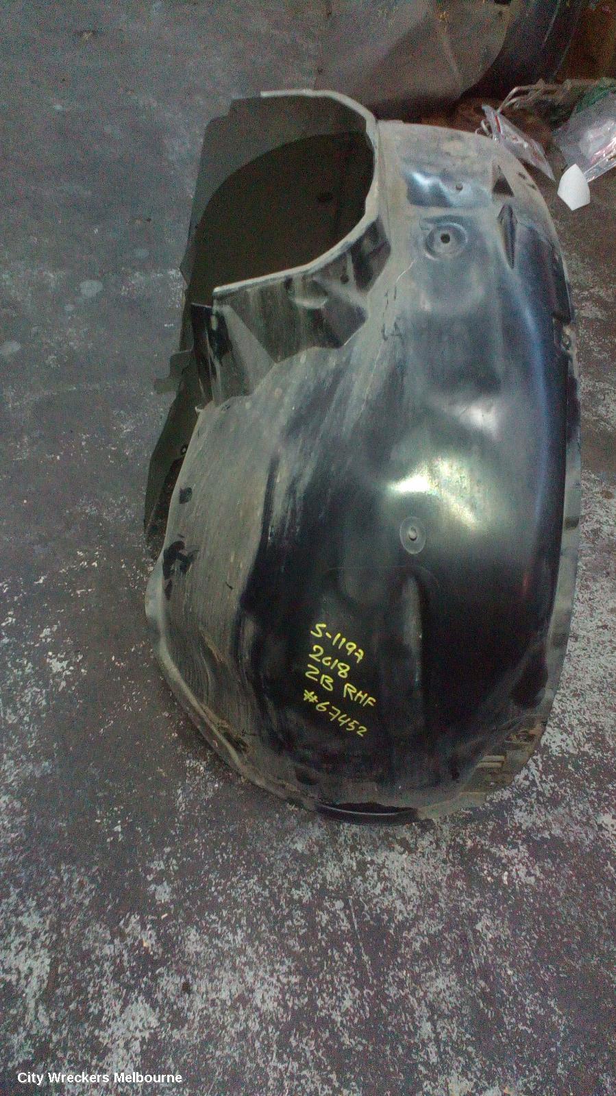 HOLDEN COMMODORE RIGHT GUARD LINER, ZB, 10/2017 - 12/2020 - Image 3
