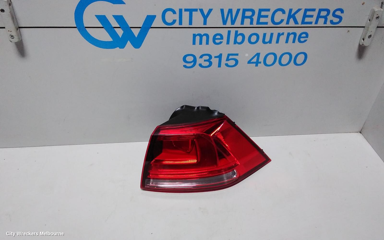 VOLKSWAGEN GOLF RIGHT TAILLIGHT, GEN 7, HATCH, STANDARD, NON LED TYPE, 03/2013 - 03/2017 - Image 1
