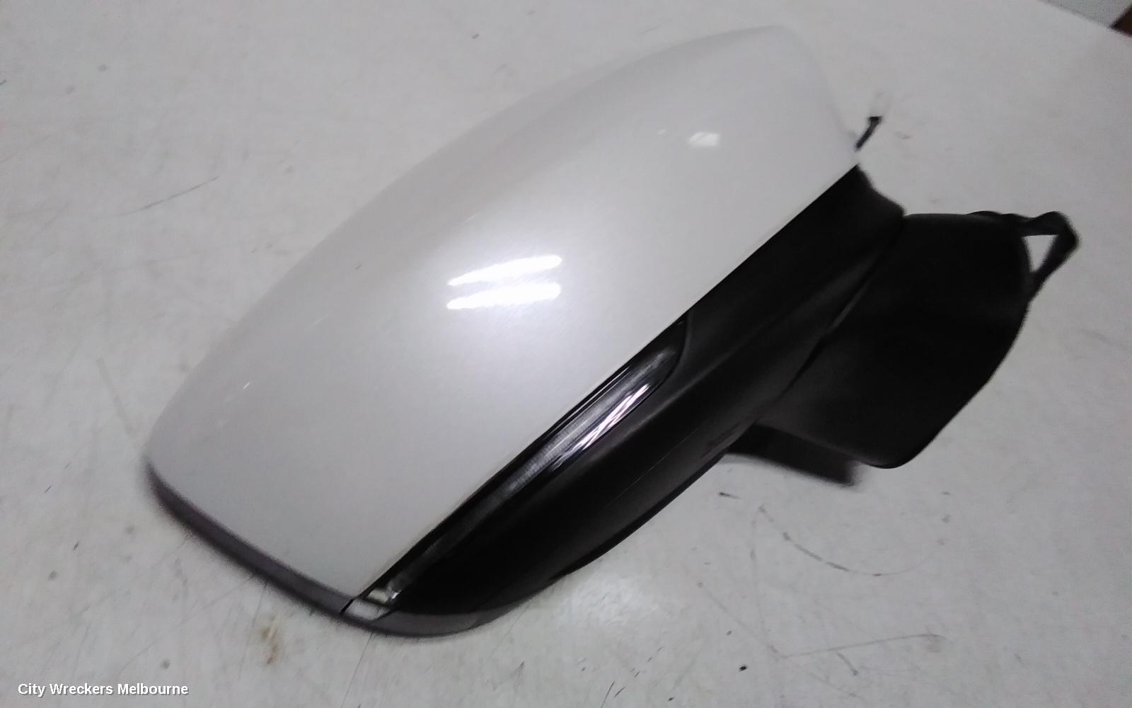 MAZDA 2 RIGHT DOOR MIRROR, DJ/DL, HATCH/SEDAN, POWER FOLD, NON BLIND SPOT TYPE, 01/2017 - 10/2019 - Image 2