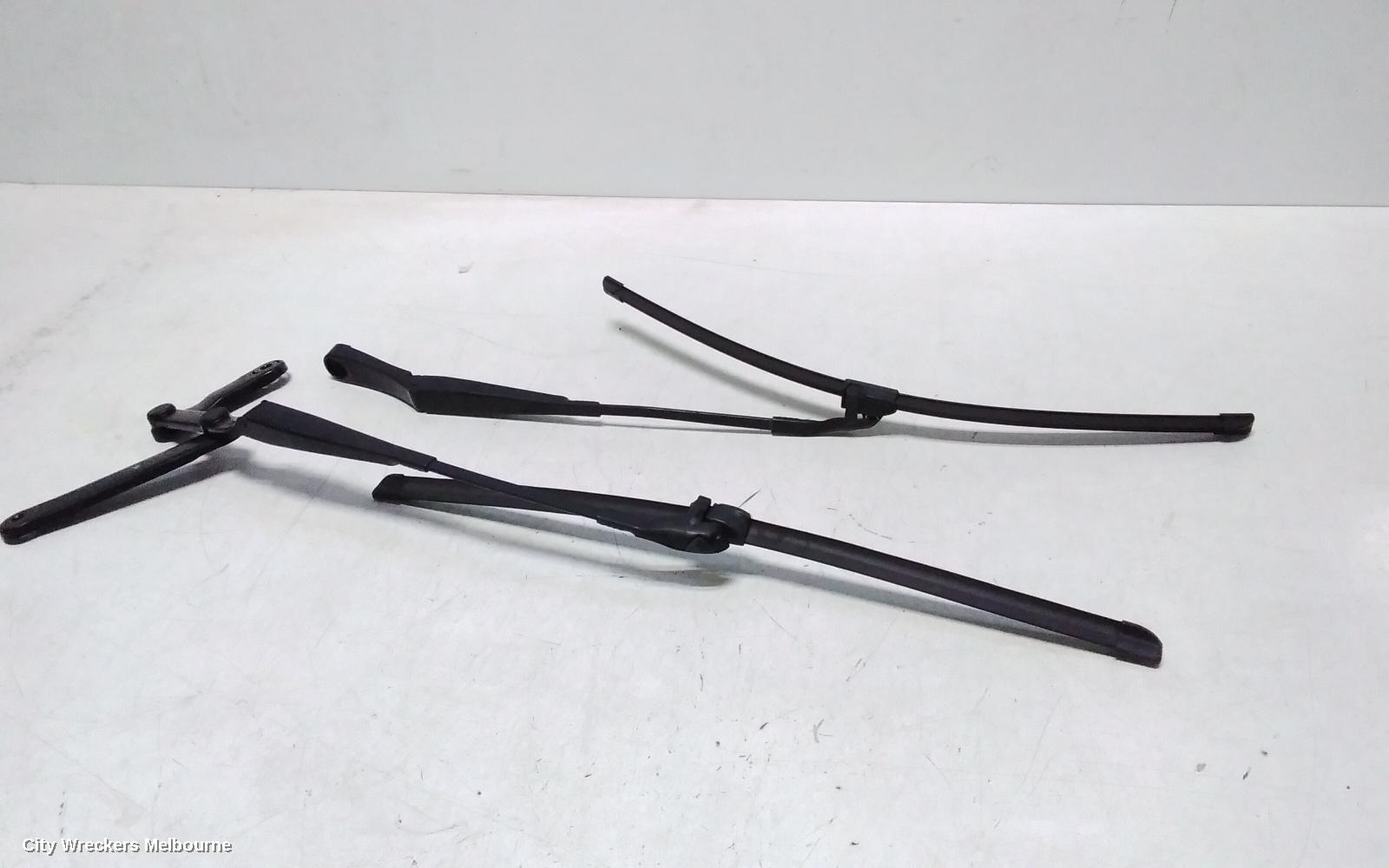 VOLKSWAGEN TOUAREG WIPER ARM, 7P, RH SIDE, 06/2011 - 04/2018 - Image 2