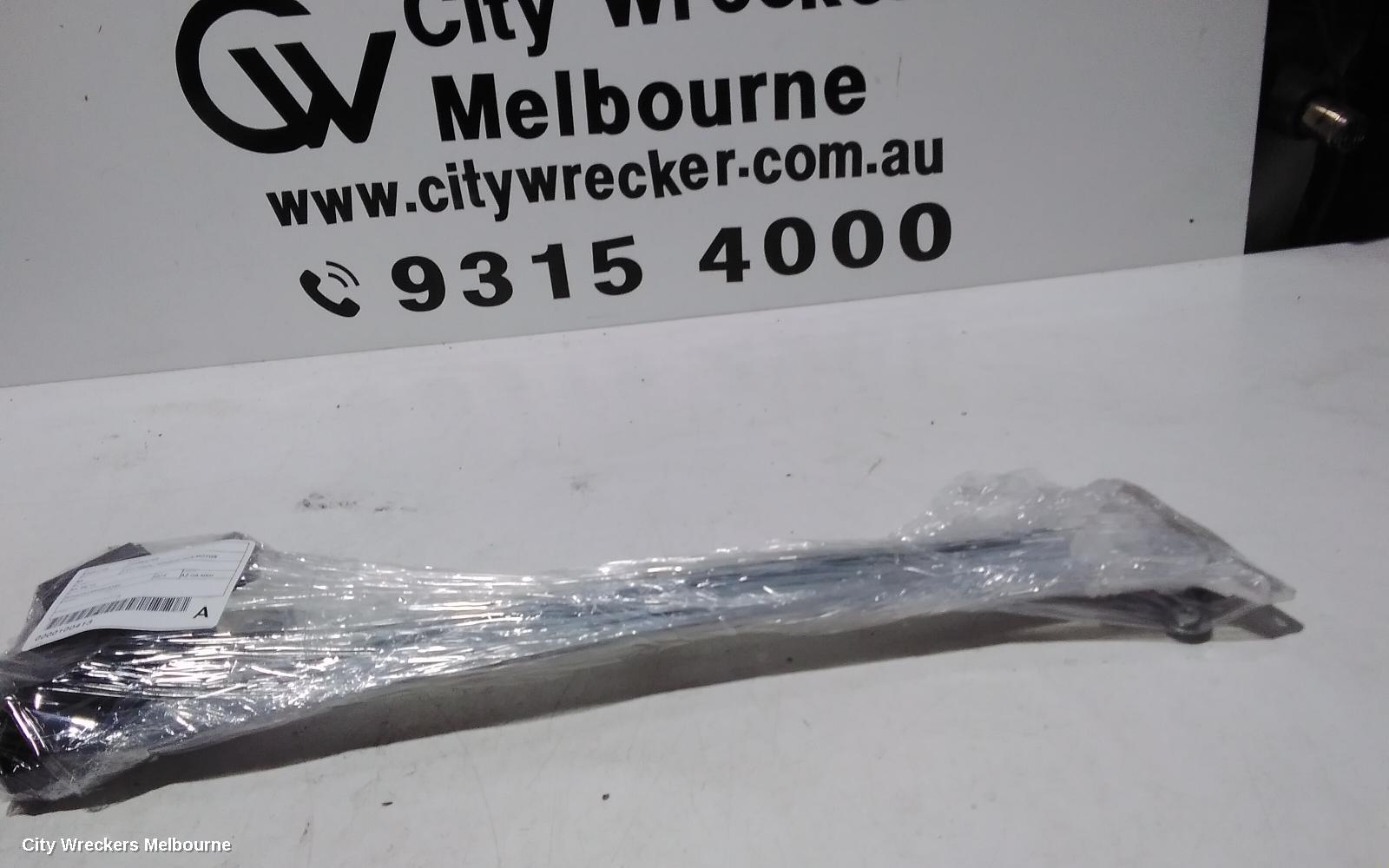 SUBARU FORESTER LEFT FRONT WINDOW REG/MOTOR, SK, 08/2018 - 11/2024 - Image 1