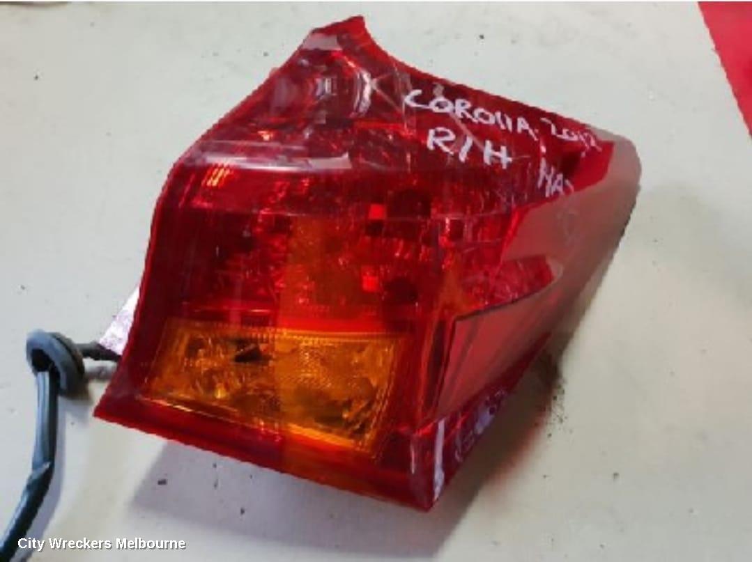 TOYOTA COROLLA RIGHT TAILLIGHT, ZRE182R/ZWE186R, HATCH, 10/2012 - 03/2015 - Image 1
