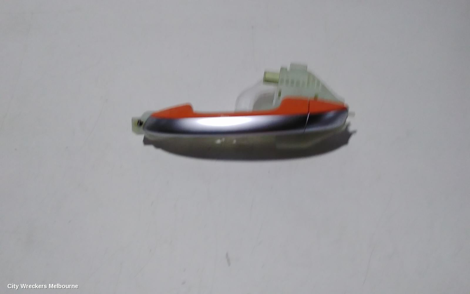 KIA STINGER DOOR HANDLE, OUTER, LH REAR, CHROME, CK, 06/2017 ONWARDS - Image 3