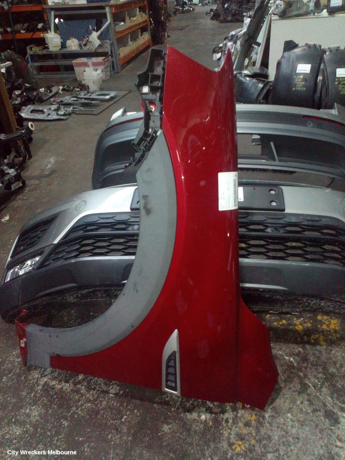 HOLDEN CAPTIVA LEFT GUARD, CG, 10/2015 - 06/2018 - Image 2