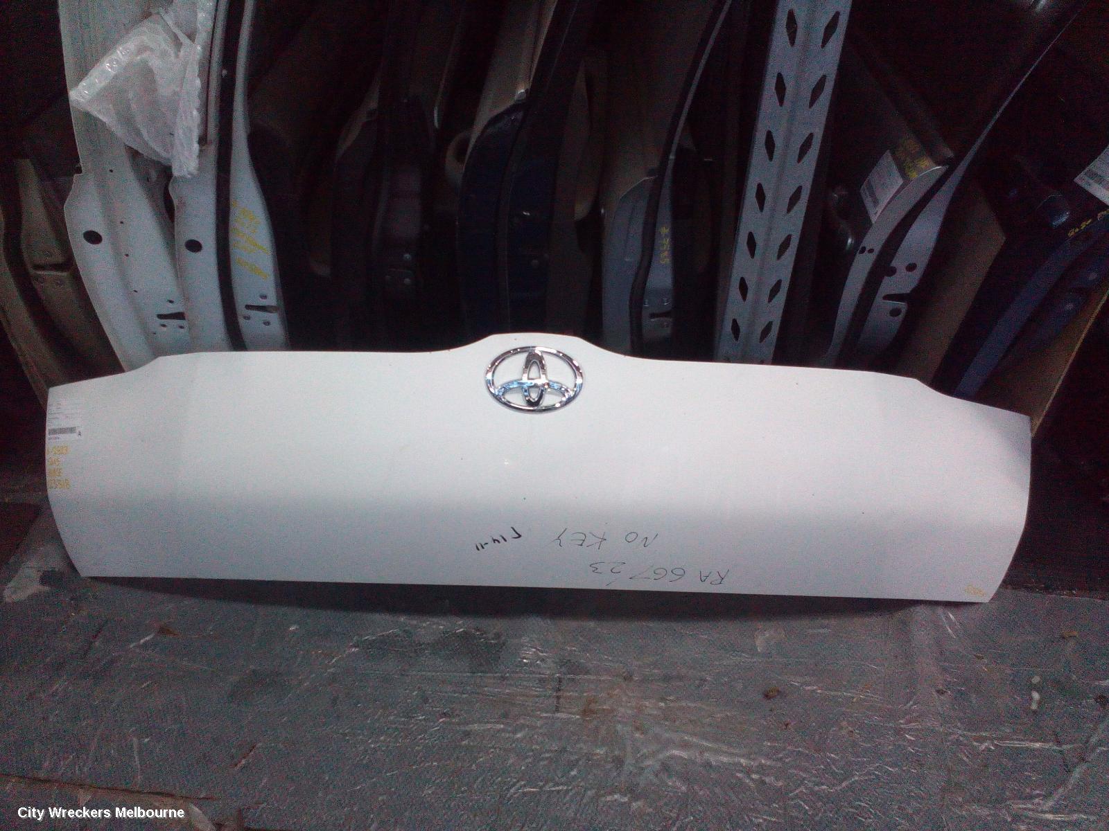 TOYOTA HIACE BONNET, TRH/KDH, SLWB, 03/2005 - 04/2019 - Image 2