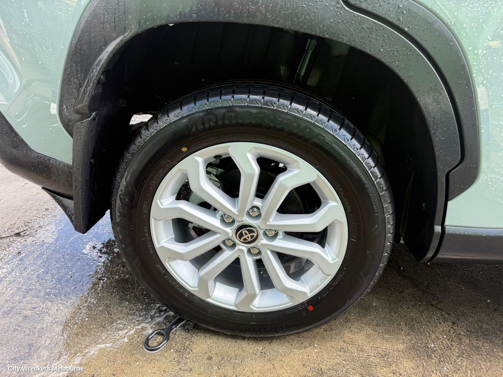 TOYOTA COROLLA CROSS WHEEL MAG, XG10, FACTORY, 17X6.5IN, 5 V SPOKE, 01/2022 ONWARDS - Image 1