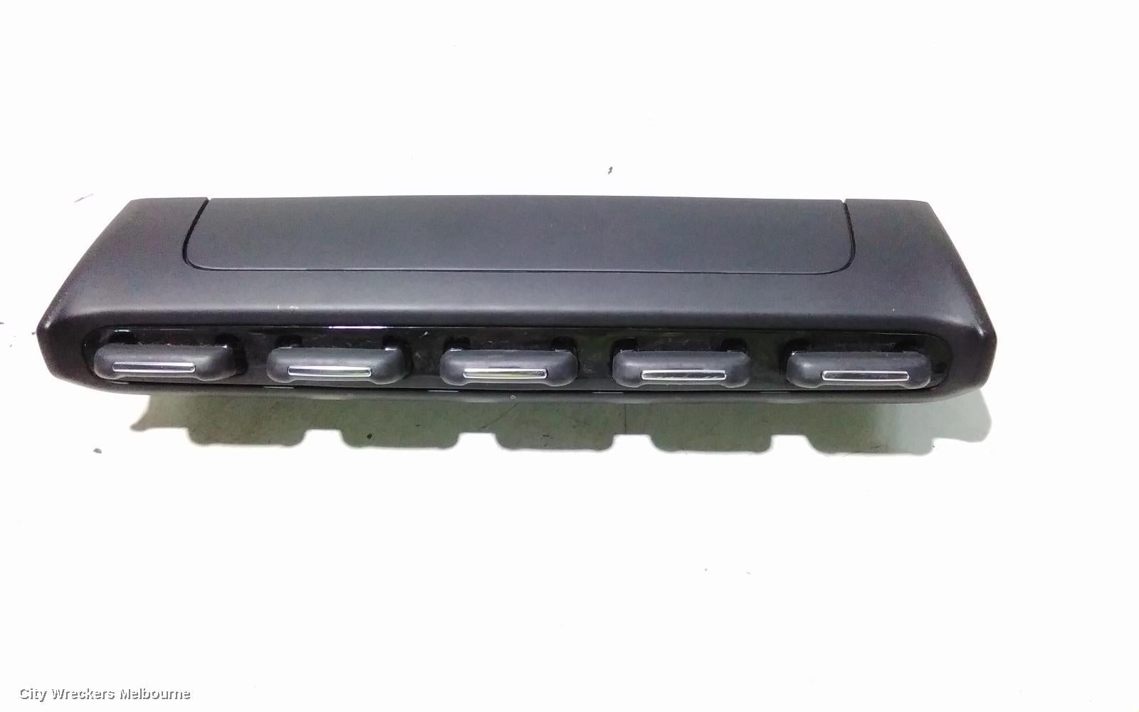 ALFA ROMEO GIULIETTA, 940 SERIES, 01/2011 - 12/2020, FOG LIGHT SWITCH WITH PART NUMBER 156099242 : 106982 - Image 3
