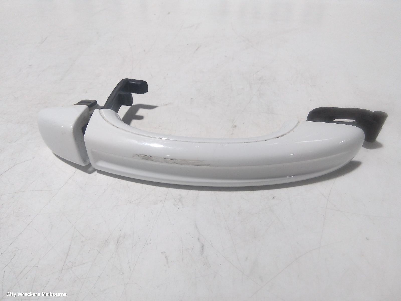 AUDI Q7 DOOR HANDLE, 4L, LH FRONT, OUTER, 09/2006 - 12/2012 - Image 3