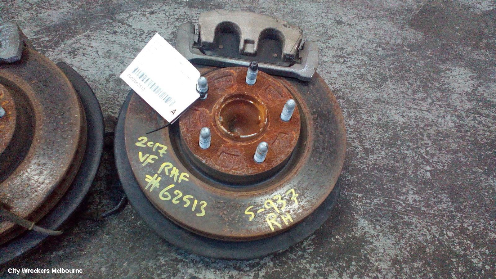 HOLDEN COMMODORE RIGHT FRONT HUB ASSEMBLY, VF, 05/2013 - 12/2017 - Image 3