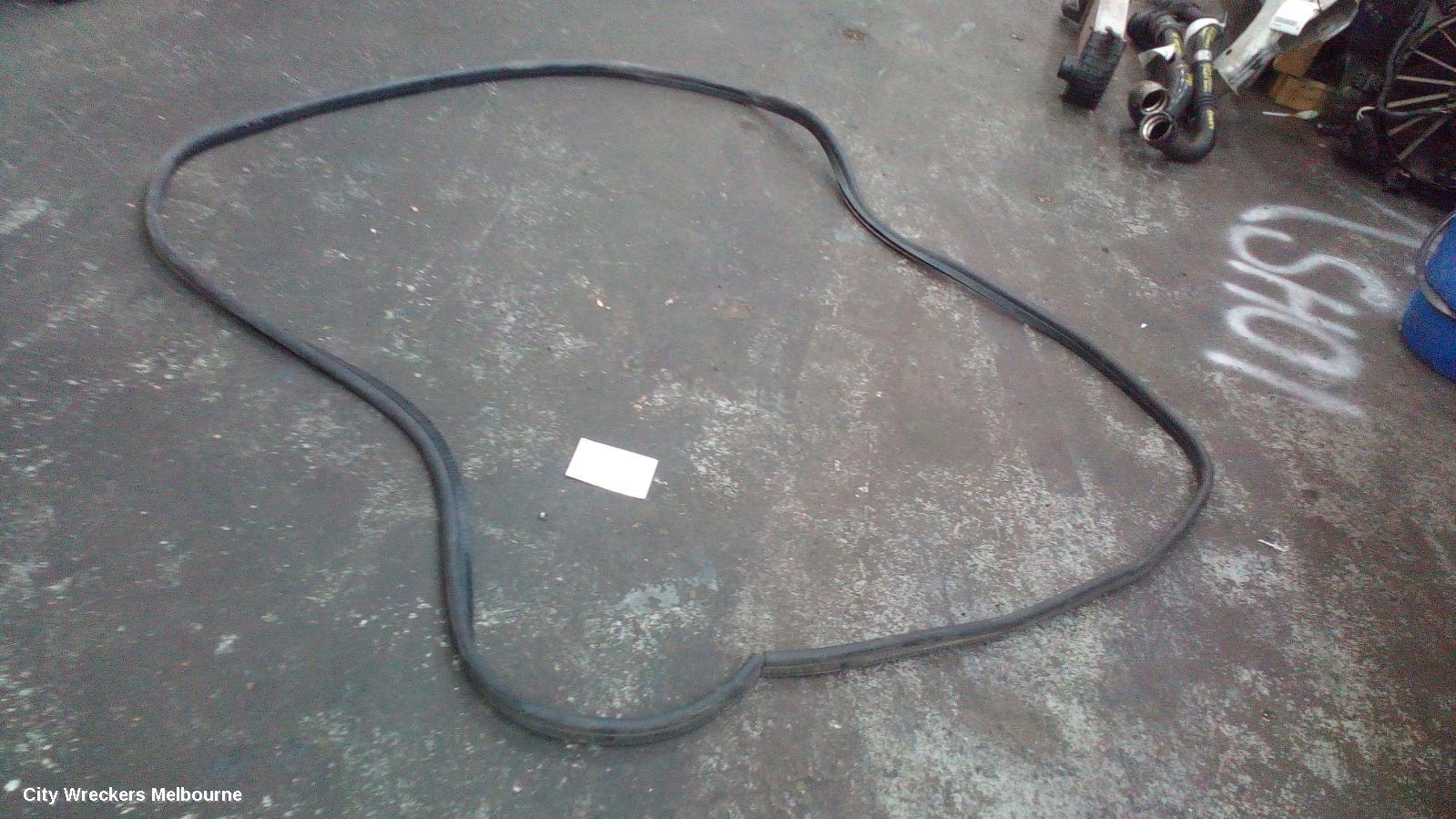 RENAULT KANGOO SEAL, REAR TAILGATE SEAL RUBBER ON BODY: 63842, X61, 10/2010 - 02/2022 - Image 1