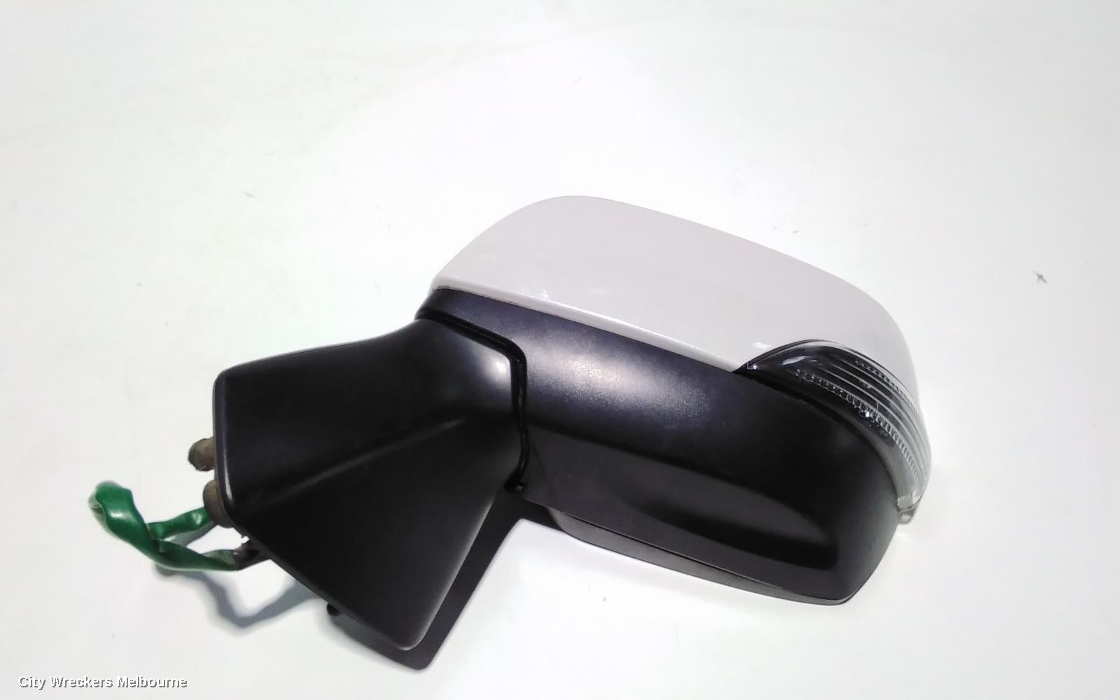 SUBARU FORESTER LEFT DOOR MIRROR, SJ, W/ FLASHER, NON HEATED, NON BLINDSPOT, (5 WIRE), 12/2012 - 08/2018 - Image 3
