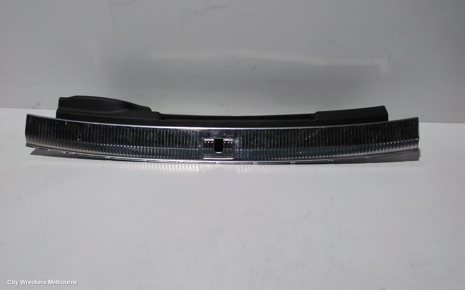 AUDI Q7 TRIM PANEL, 4M, 07/2015 ONWARDS - Image 2