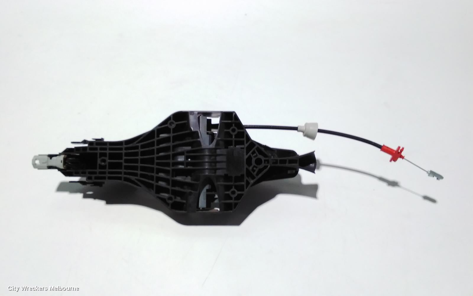 LAND ROVER DISCOVERY SPORT DOOR HANDLE, RH REAR, OUTER, COLOUR CODED, NON CHROME INSERT TYPE, L550, 01/2015 - 06/2019 - Image 3