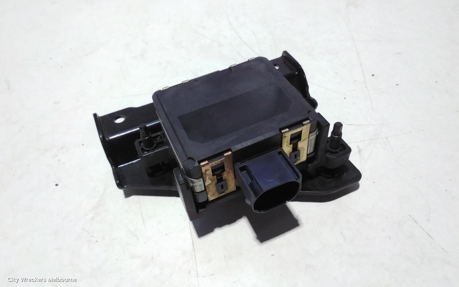 HYUNDAI KONA, OS, 09/2017 - 07/2023, J9956-55111 RADAR SENSOR HYUNDAI KONA : 92092 - Image 3