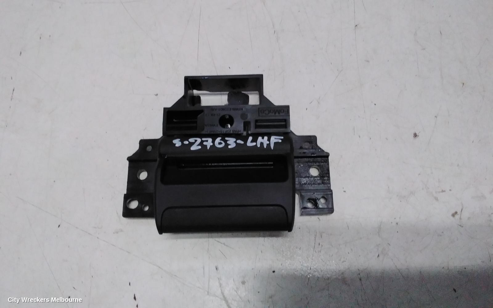 FORD RANGER DOOR HANDLE, RA, LH FRONT, INNER, 05/2022 ONWARDS - Image 1