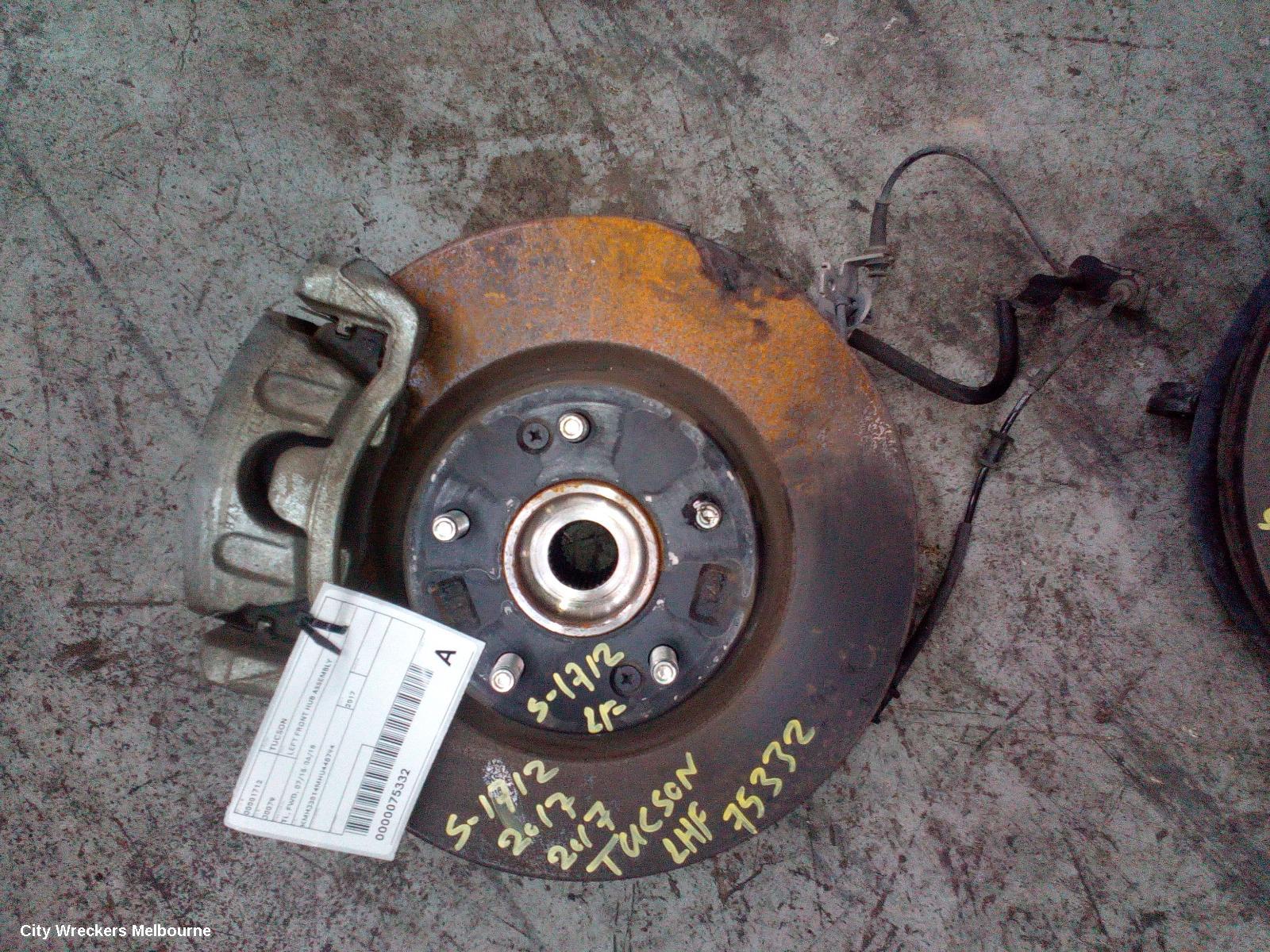 HYUNDAI TUCSON LEFT FRONT HUB ASSEMBLY, TL, FWD, 07/2015 - 06/2018 - Image 1
