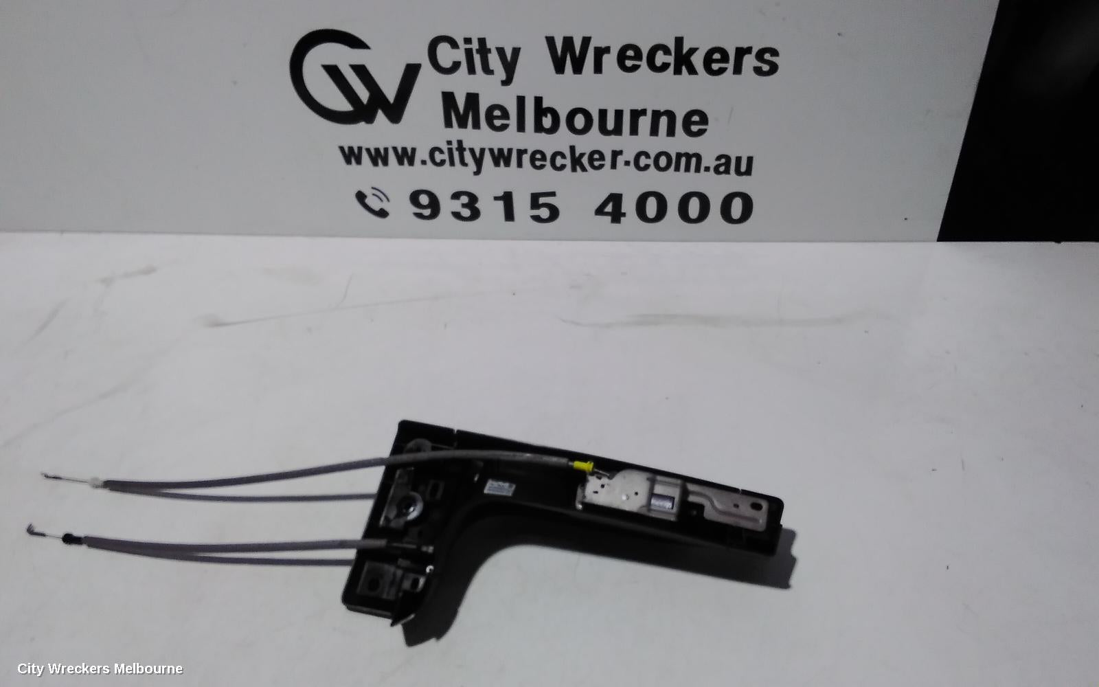 MERCEDES VITO DOOR HANDLE, 447, LH REAR, INNER, BLACK, 03/2015 ONWARDS - Image 3