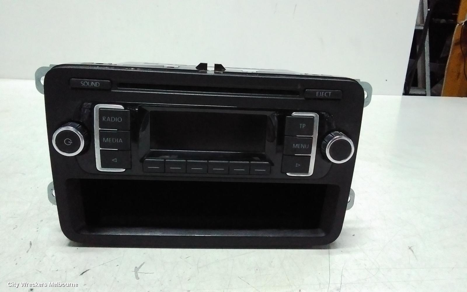 VOLKSWAGEN CADDY RADIO/CD/DVD/SAT/TV, CD PLAYER (RCD210), 2K, 08/2010 - 06/2015 - Image 1