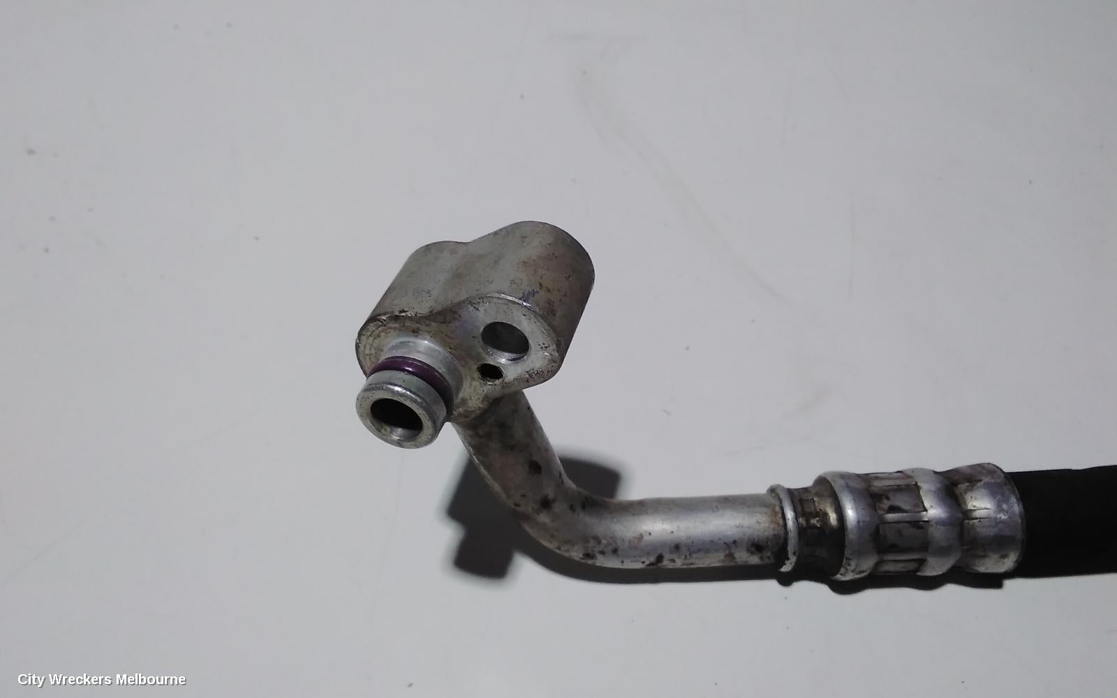 VOLKSWAGEN AMAROK A/C HOSES, DIESEL, 2.0, 2H, COMPRESSOR TO CONDENSER, 10/2010 - 09/2022 - Image 3