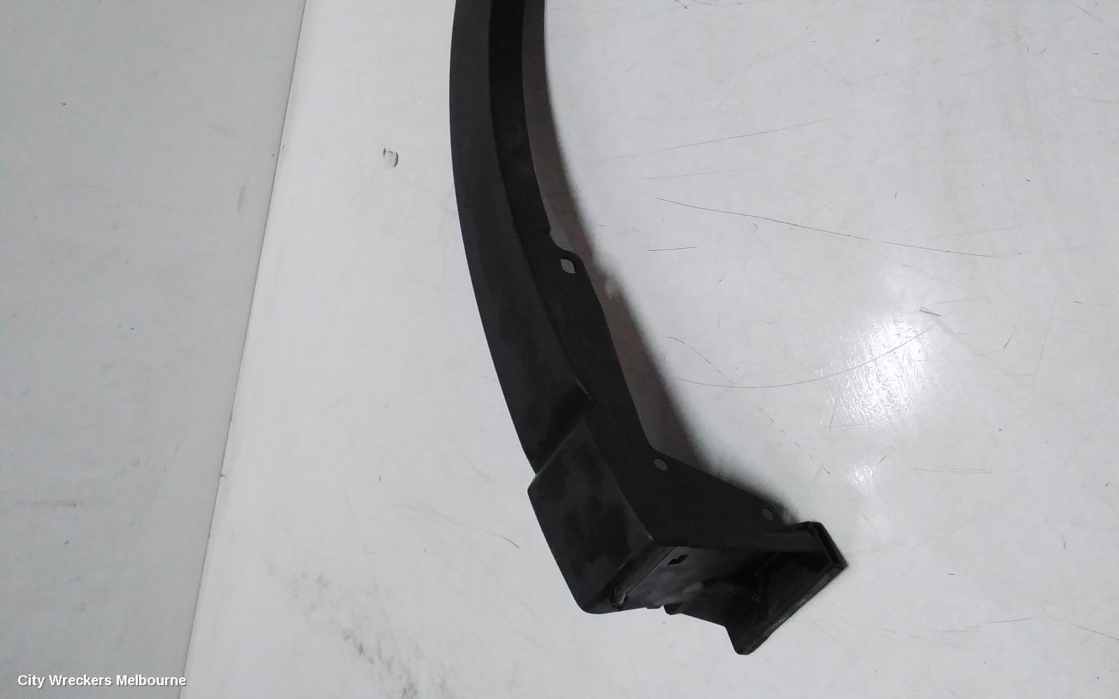 SUBARU FORESTER WHEEL ARCH FLARE, RH FRONT, SK, 08/2018 - 11/2024 - Image 2