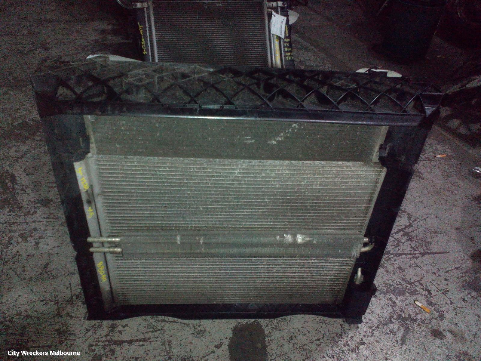 BMW X5 RADIATOR, PRIMARY RADIATOR (CLOSEST TO ENGINE), 3.0, DIESEL, M57N2/N57/N57S, E70, 01/2007 - 08/2013 - Image 3