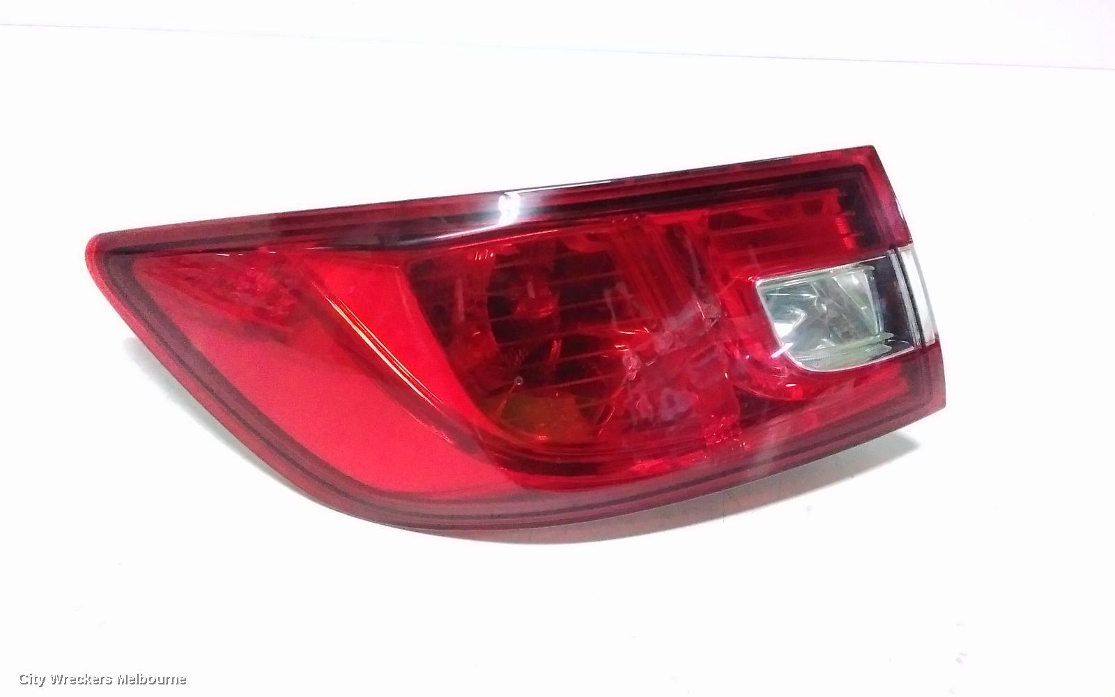 RENAULT CLIO LEFT TAILLIGHT, X98, 09/2013 - 07/2016 - Image 3