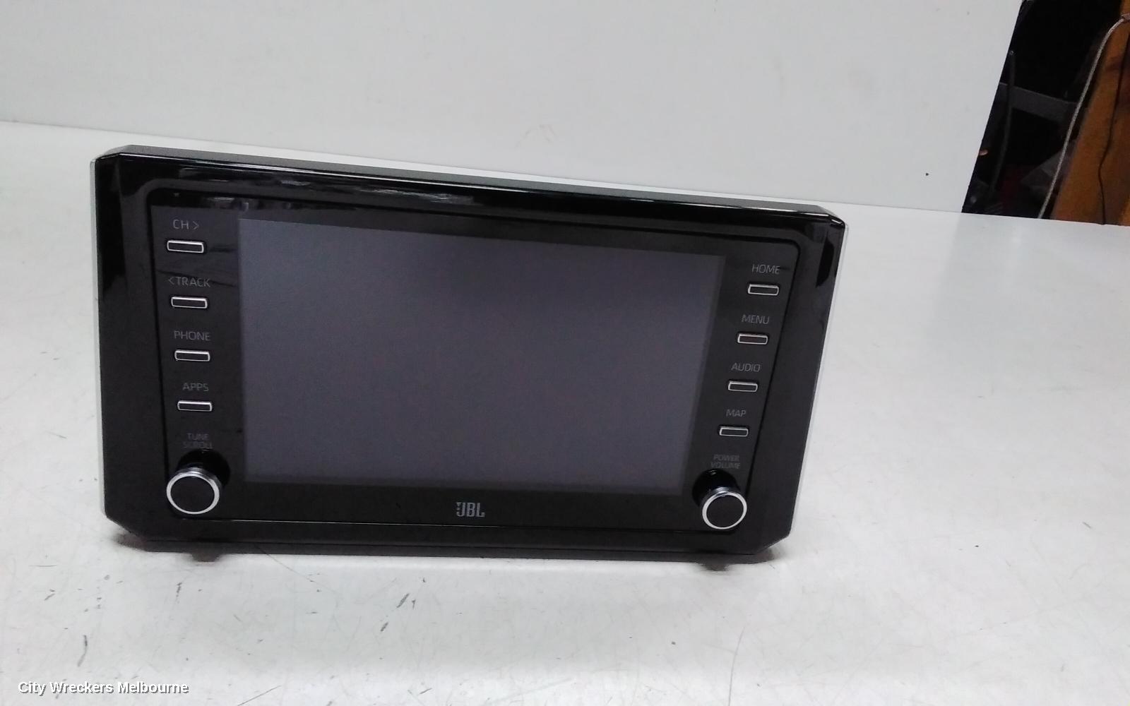 TOYOTA COROLLA RADIO/CD/DVD/SAT/TV, E210, DISPLAY UNIT, 8IN TOUCHSCREEN, W/ SAT NAV TYPE, 07/2018 ONWARDS - Image 3