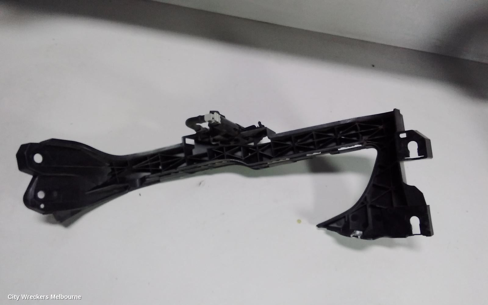 SUBARU WRX, V1, 03/2014 - 10/2021, HEAD LIGHT BRAKET RIGHT: 59680 - Image 2