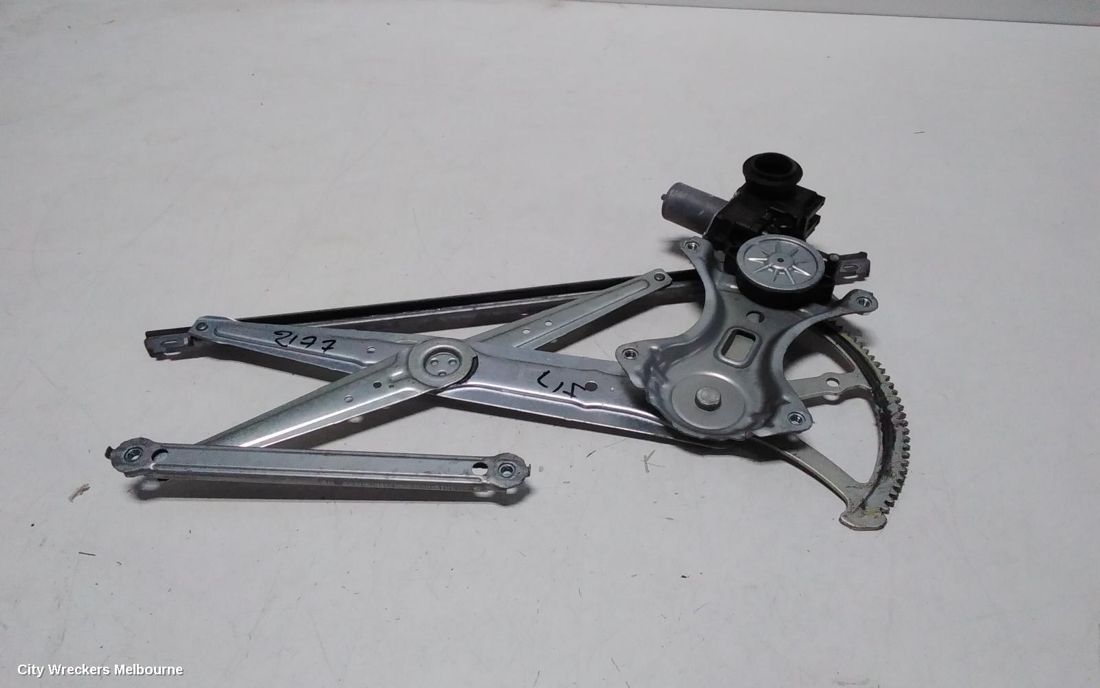 TOYOTA HIACE LEFT FRONT WINDOW REG/MOTOR, DOOR REG ASSY (REG AND MOTOR), 300 SERIES, 02/2019 ONWARDS - Image 1