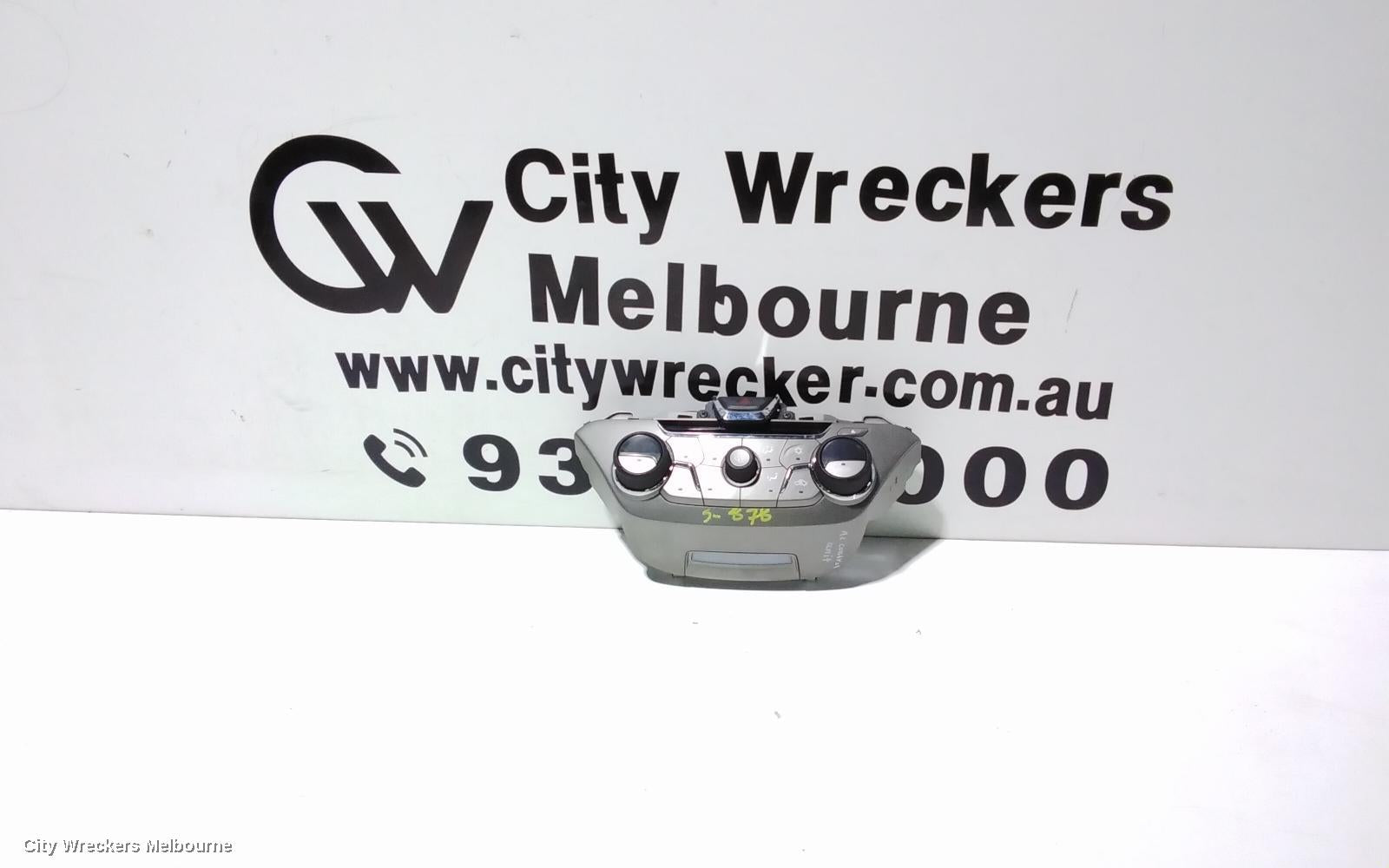 HOLDEN COMMODORE HEATER/AC CONTROLS, VF, 05/2013 - 12/2017 - Image 1