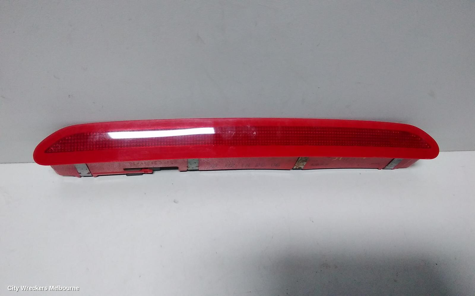 VOLKSWAGEN GOLF HIGH LEVEL STOPLIGHT, GEN 5 06/2004 - 02/2009 - Image 2