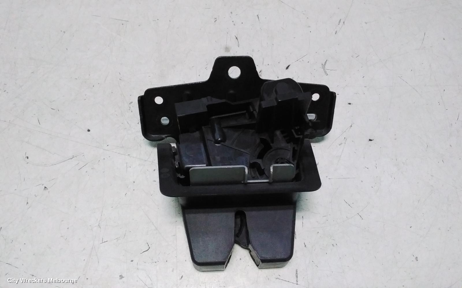 VOLVO XC40 DOOR/BOOT/GATE LOCK, TAILGATE LOCK, NON POWER TYPE, 02/2018 - 05/2022 - Image 2