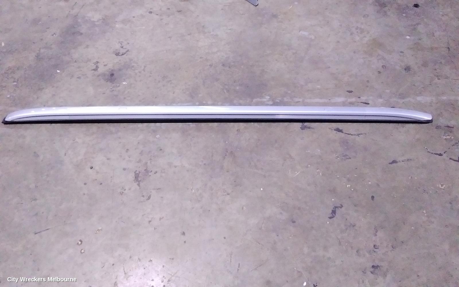 KIA CARNIVAL/GRAND CARNIVAL ROOF RAIL - Image 1