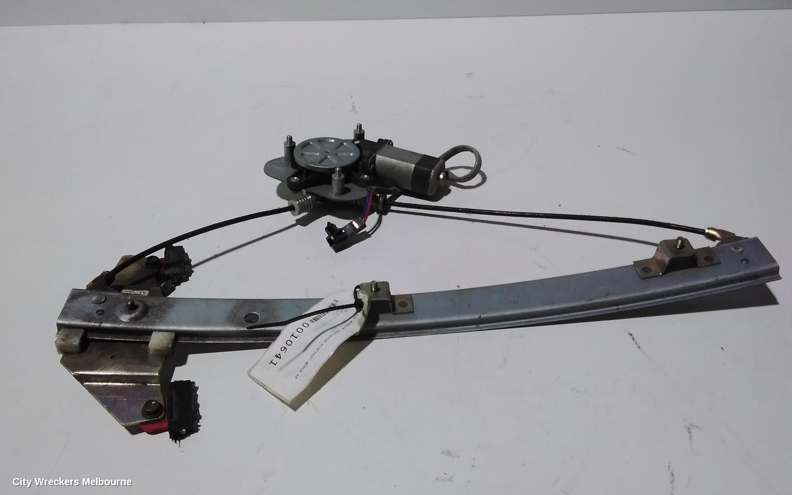 TOYOTA AVALON RIGHT FRONT WINDOW REG/MOTOR, MCX10R, POWER, CABLE TYPE, NOT GRANDE, 07/2000 - 06/2005 - Image 1