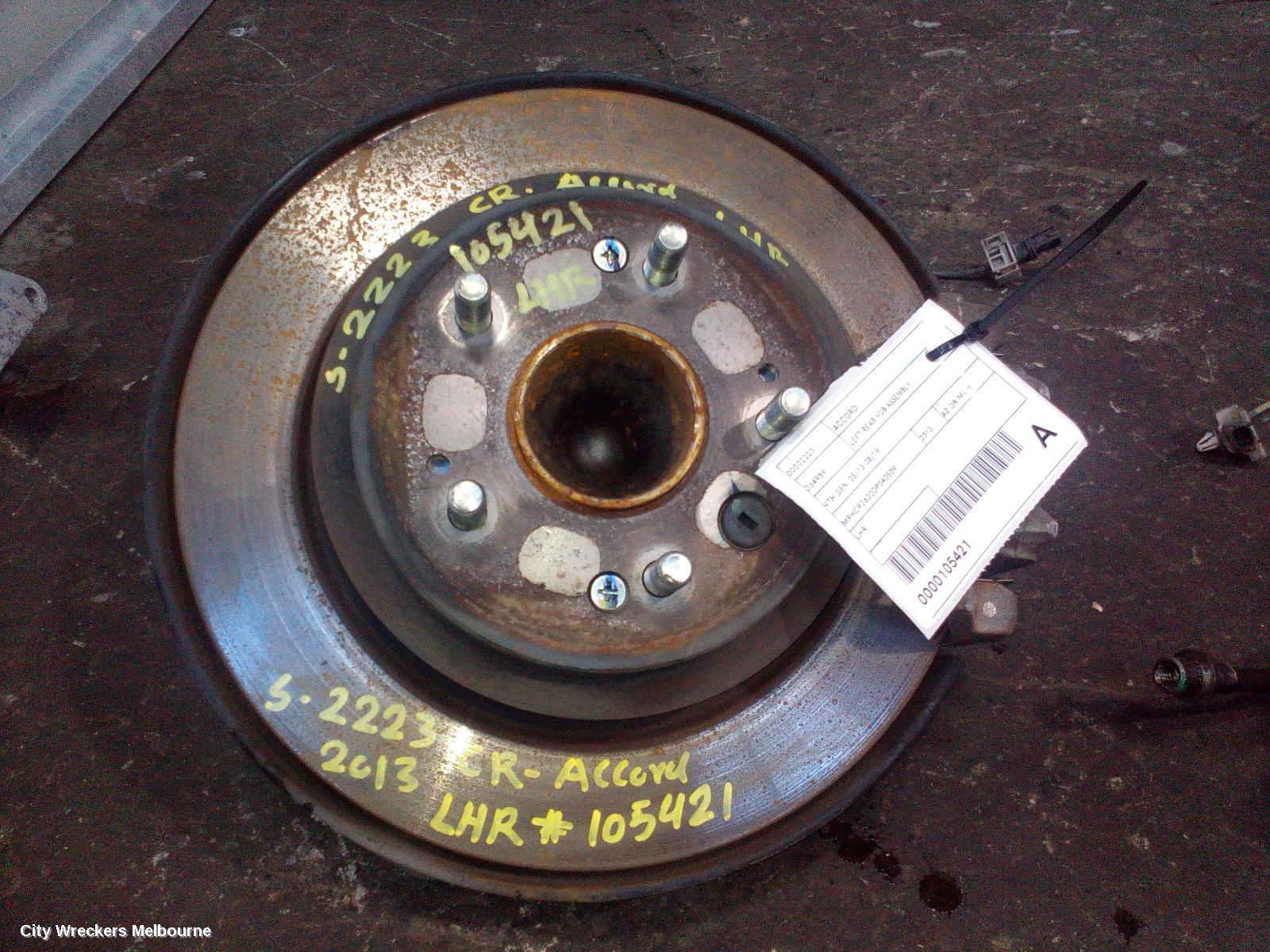 HONDA ACCORD LEFT REAR HUB ASSEMBLY, 9TH GEN, 05/2013 - 08/2019 - Image 2