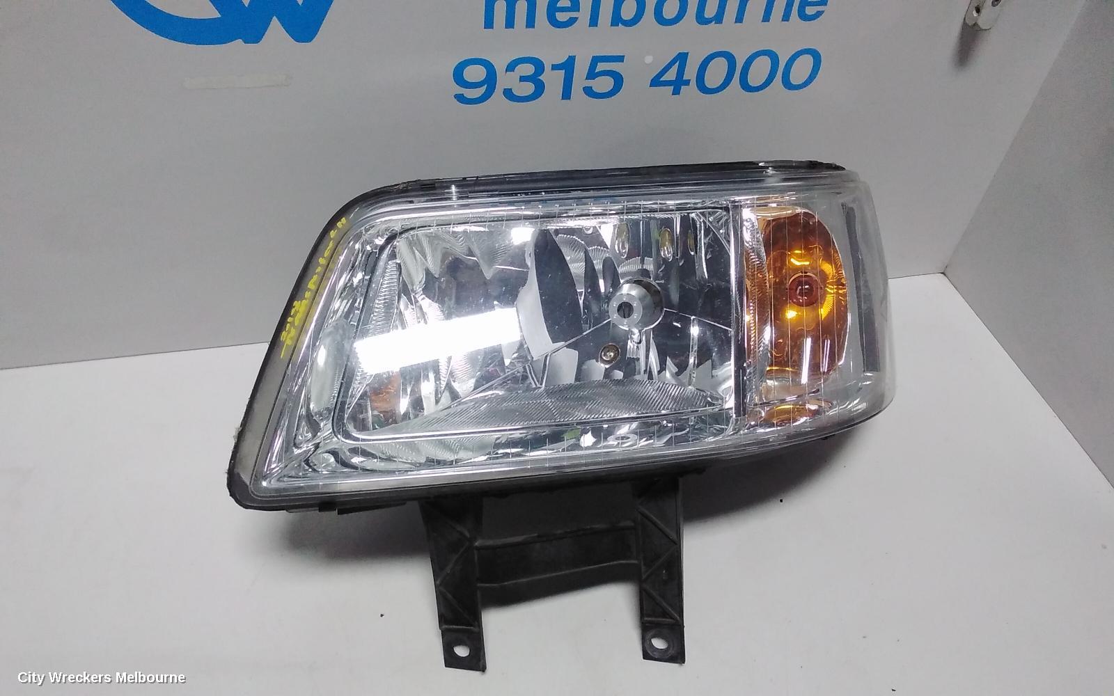 VOLKSWAGEN TRANSPORTER LEFT HEADLAMP, T5, TRANSPORTER/KOMBI, 08/2004 - 10/2010 - Image 3