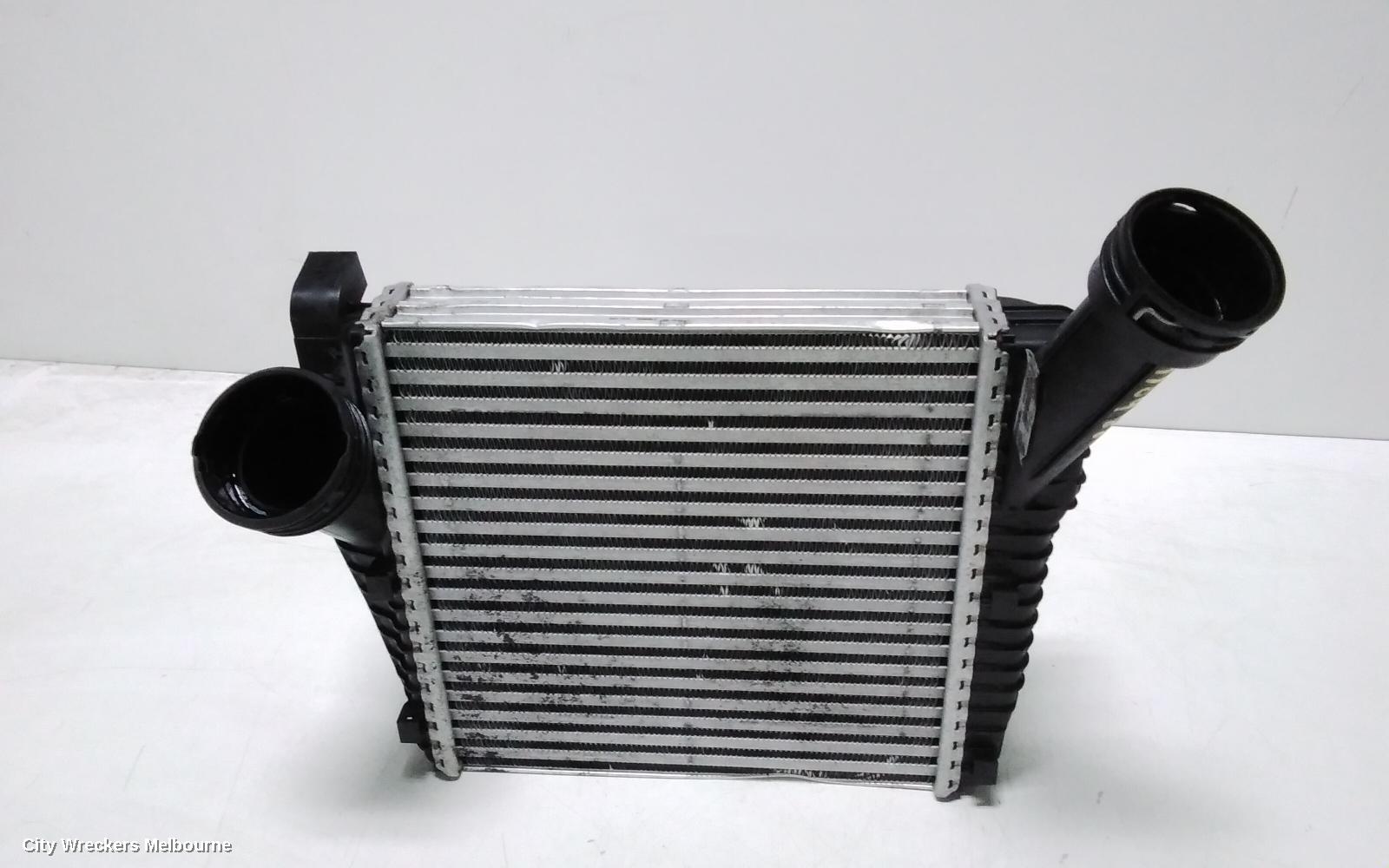 AUDI Q7 INTERCOOLER, DIESEL, 3.0, BUG/CASA/CJGA/CRCA CODE, RH SIDE, 4L, 09/2006 - 08/2015 - Image 3