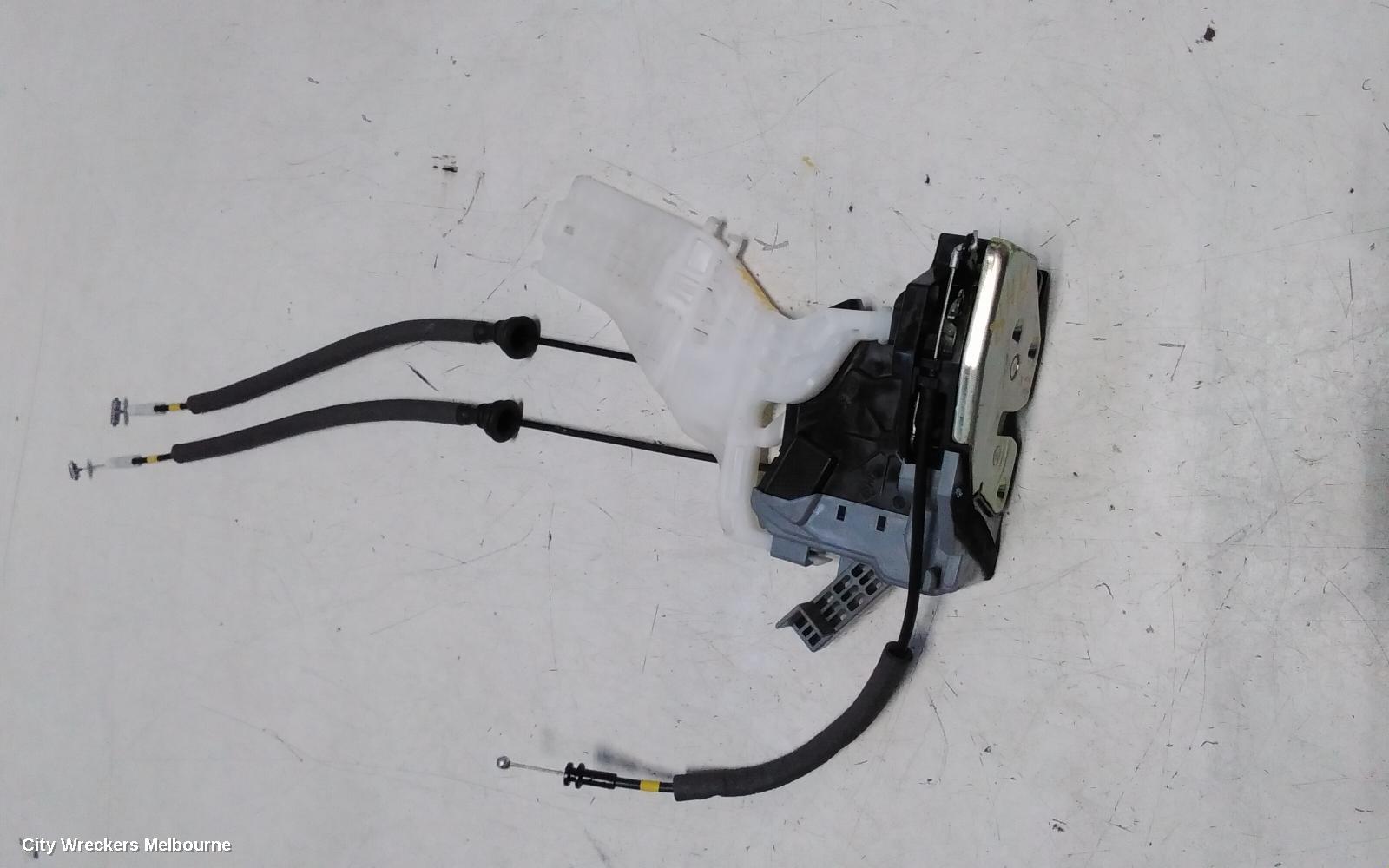 KIA SORENTO DOOR/BOOT/GATE LOCK, RIGHT REAR DOOR LOCK, UM, 03/2015 - 01/2020 - Image 1