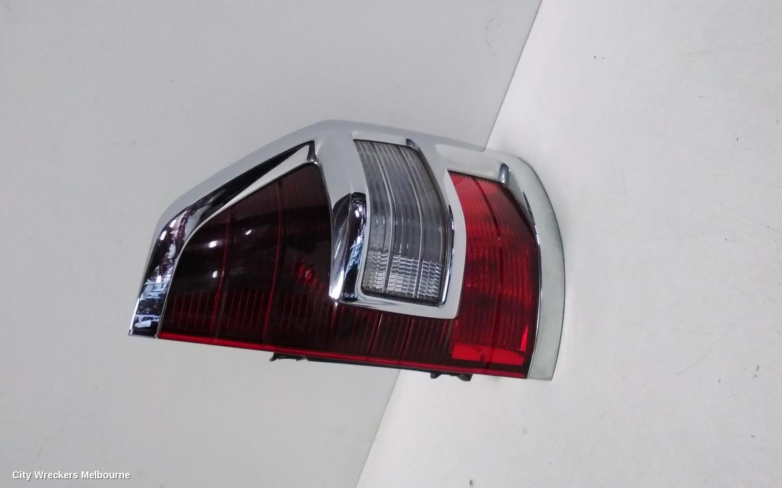 MITSUBISHI PAJERO RIGHT TAILLIGHT, NP, IN BODY, 11/2002 - 10/2006 - Image 3
