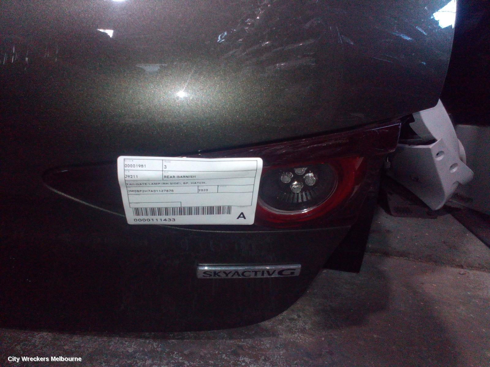 MAZDA 3 REAR GARNISH, TAILGATE LAMP (RH SIDE), BP, HATCH, PURE/EVOLVE/TOURING/GT, 03/2019 - 09/2021 - Image 1