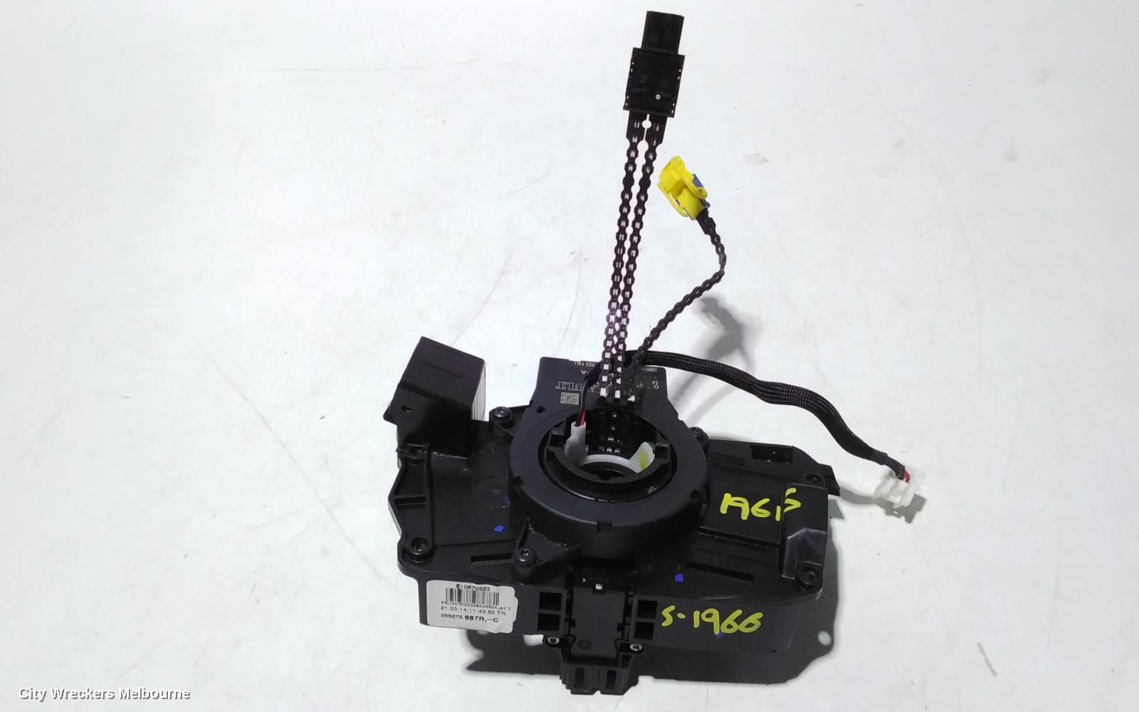 RENAULT CLIO AIRBAG MODULE/SENSOR, CLOCKSPRING, X98, 09/2013 - 10/2019 - Image 2