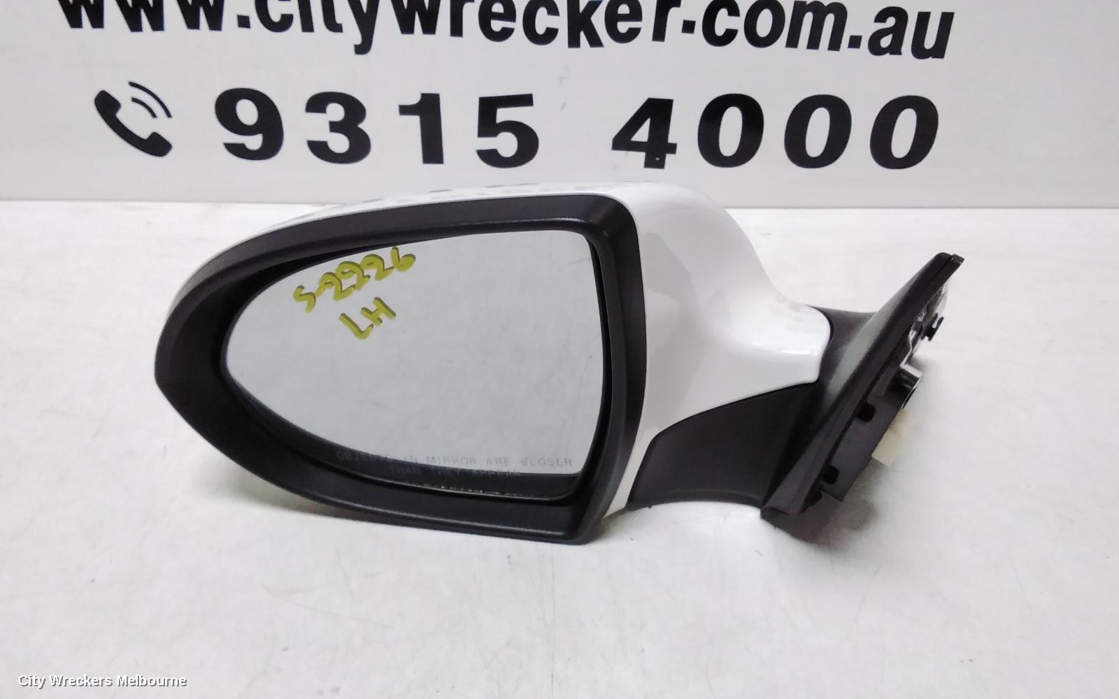 KIA SPORTAGE LEFT DOOR MIRROR, SL, MANUAL FOLDING TYPE, 05/2010 - 05/2013 - Image 2